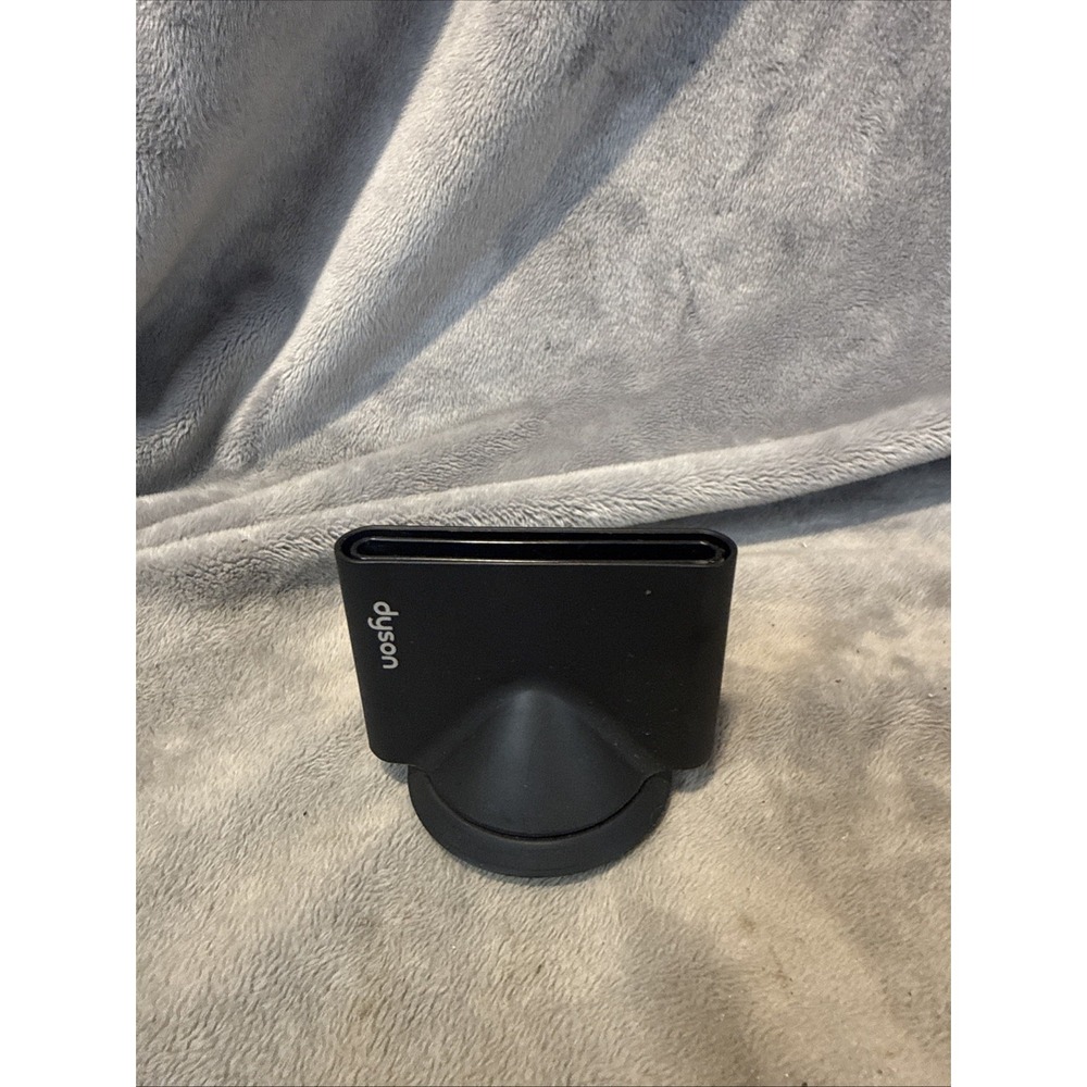 GENUINE DYSON SUPERSONIC HAIRDRYER MAGNETIC STYLING CONCENTRATOR ATTACHMENT